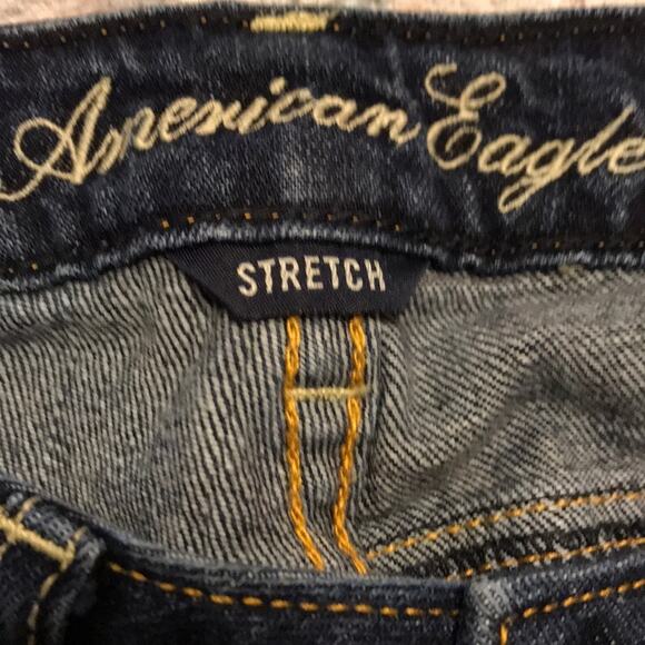 Size 2 American Eagle Jeans - Picture 5 of 6